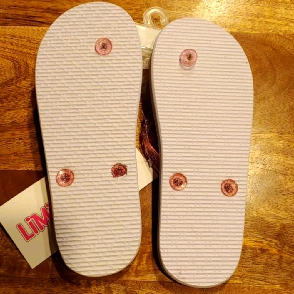 NWT 2 for $15 Limited Butterfly & Flowers w/ Spar…